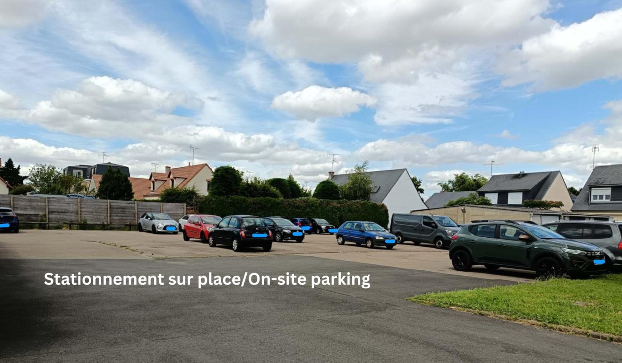 Appartement A Orleans Au Calme Avec Parking Gratuit, Balcon Et Ascenseur Kültér fotó